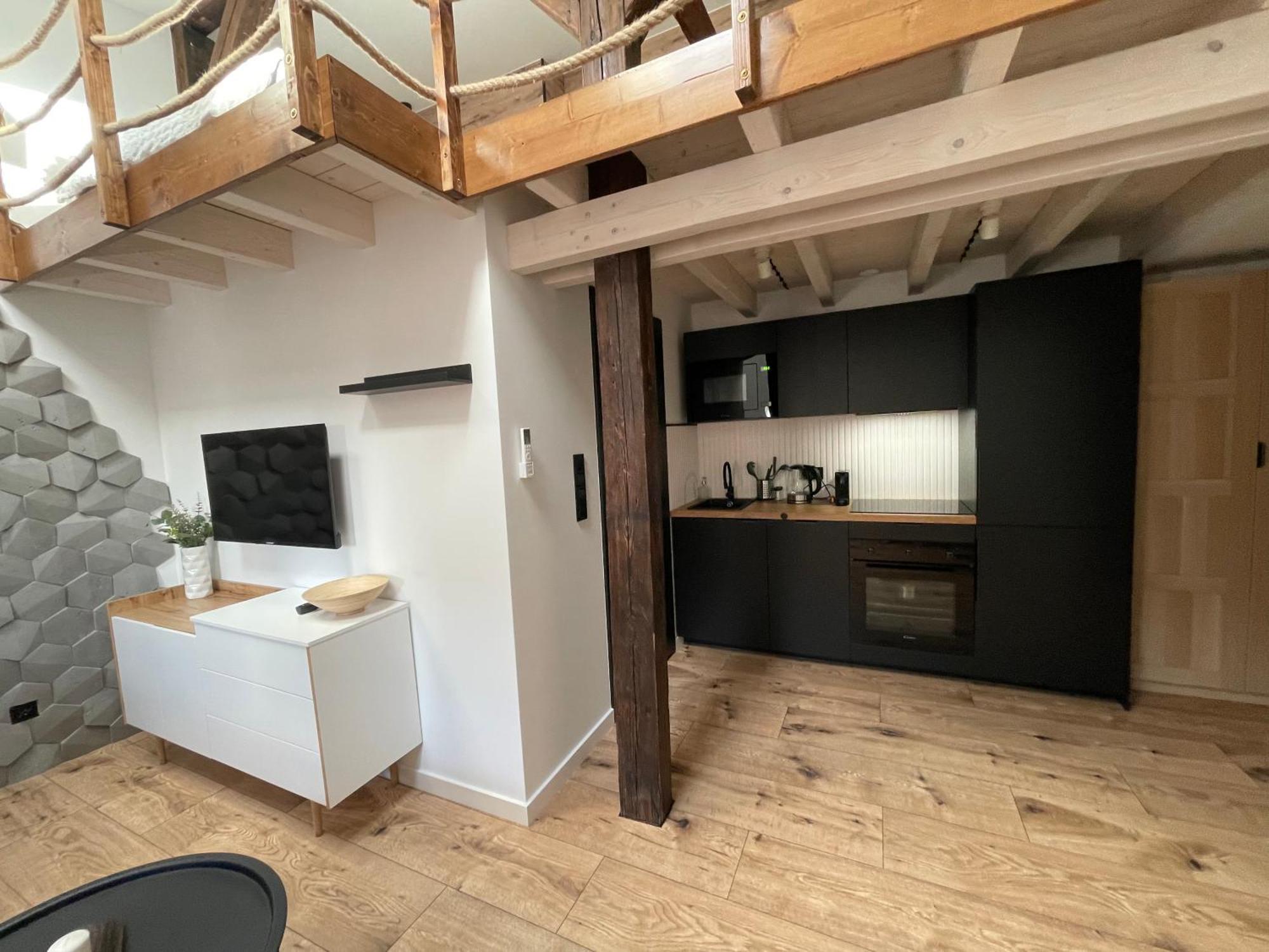 Loft In The Center By Kobiela Katowice