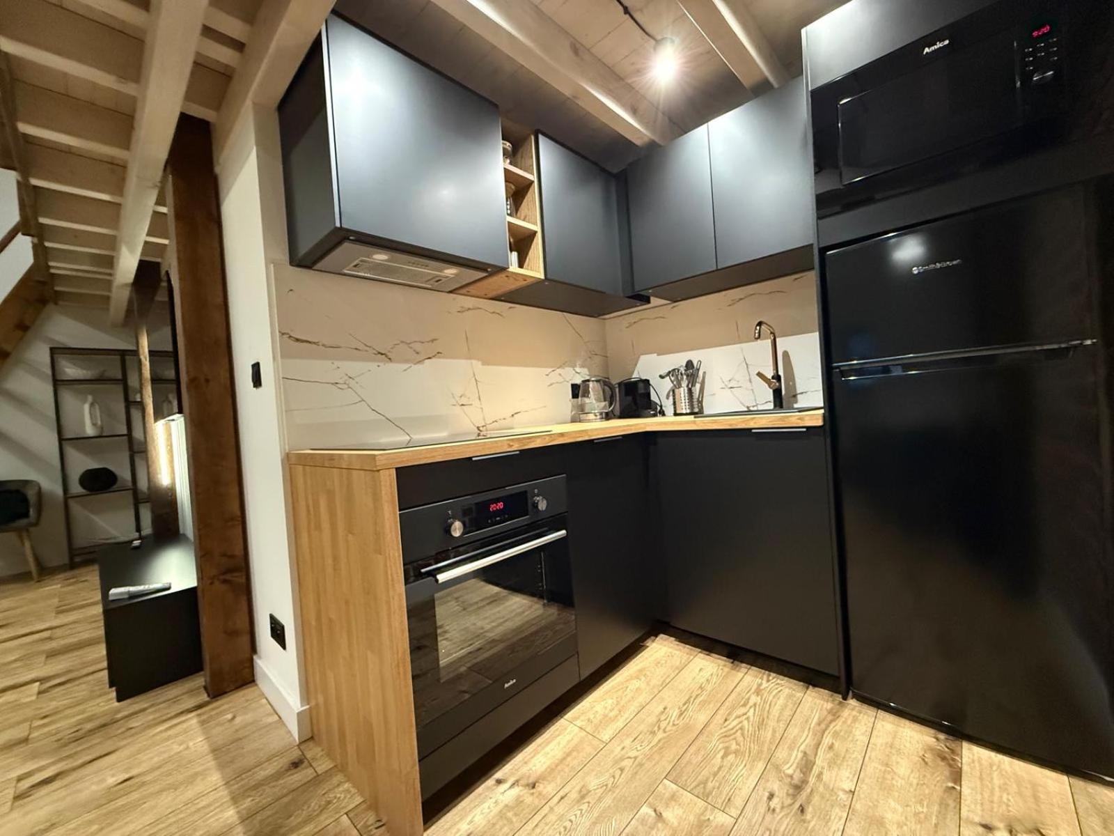 Loft In The Center By Kobiela Apartment Katowice